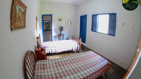 PEQUENA CHÁCARA PARA LAZER OU DESCANSO