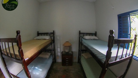 PEQUENA CHÁCARA PARA LAZER OU DESCANSO