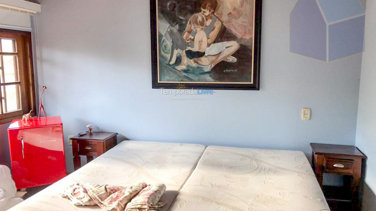 Casa para aluguel de temporada em Florianópolis (Cachoeira do Bom Jesus)