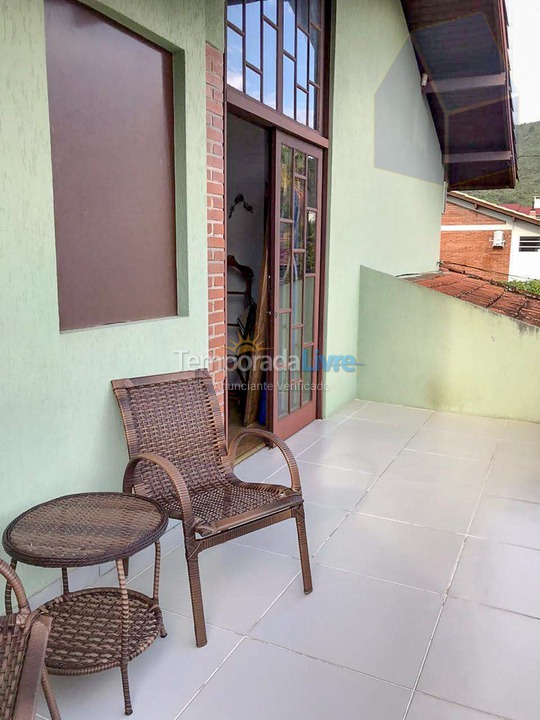 Casa para aluguel de temporada em Florianópolis (Cachoeira do Bom Jesus)