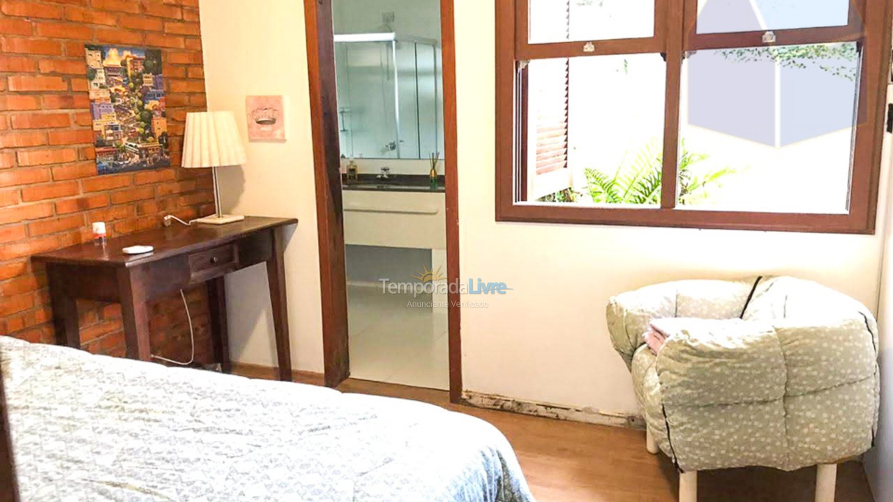 Casa para aluguel de temporada em Florianópolis (Cachoeira do Bom Jesus)