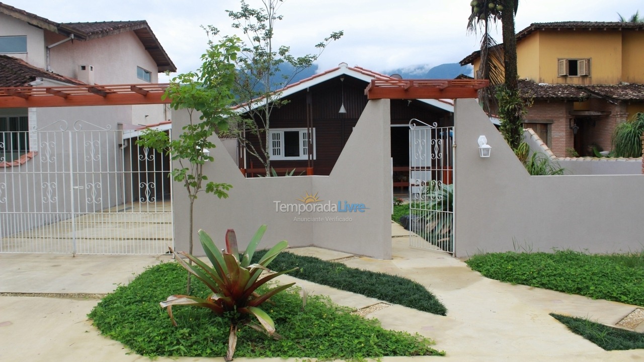Casa para aluguel de temporada em Bertioga (Condominio Morada da Praia)