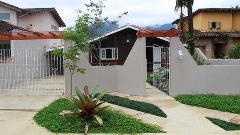 CHALE ACONCHEGANTE! Wi-Fi. Cond Morada da Praia