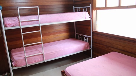 CHALE ACONCHEGANTE! Wi-Fi. Cond Morada da Praia