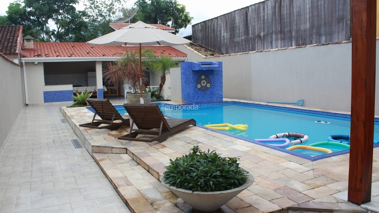 Casa para aluguel de temporada em Bertioga (Condominio Morada da Praia)