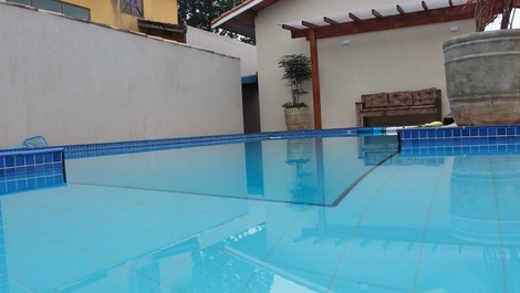 CHALE ACONCHEGANTE! Wi-Fi. Cond Morada da Praia