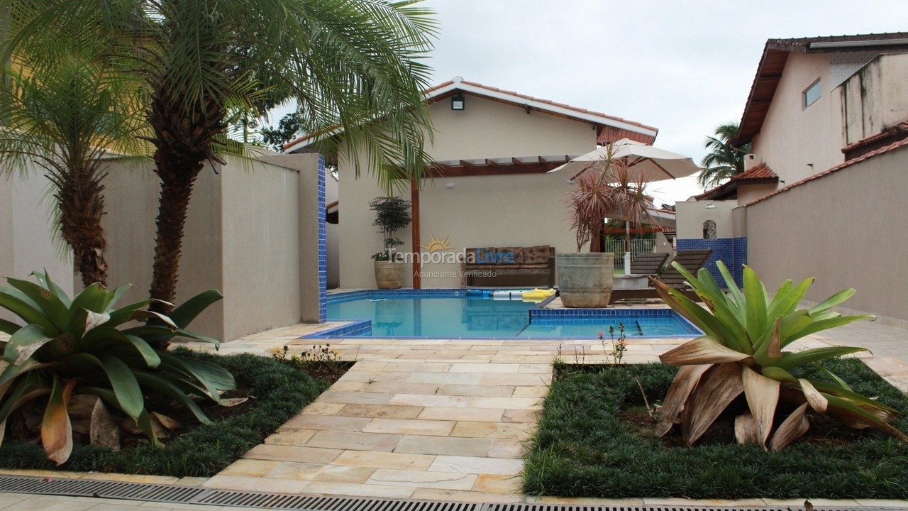 Casa para aluguel de temporada em Bertioga (Condominio Morada da Praia)