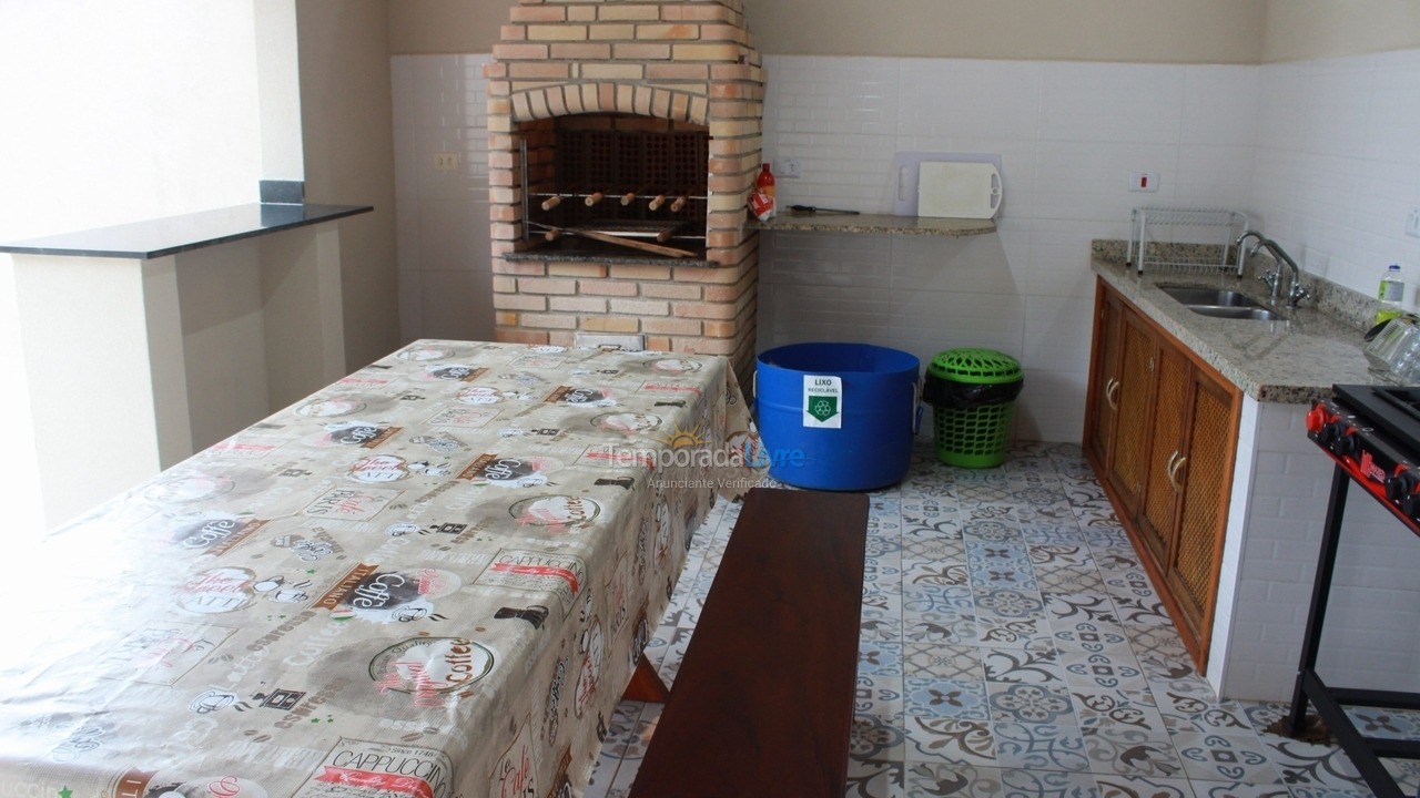 Casa para aluguel de temporada em Bertioga (Condominio Morada da Praia)