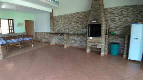Casa Portal - condomínio, piscina, churrasqueira coberta, 500m praia