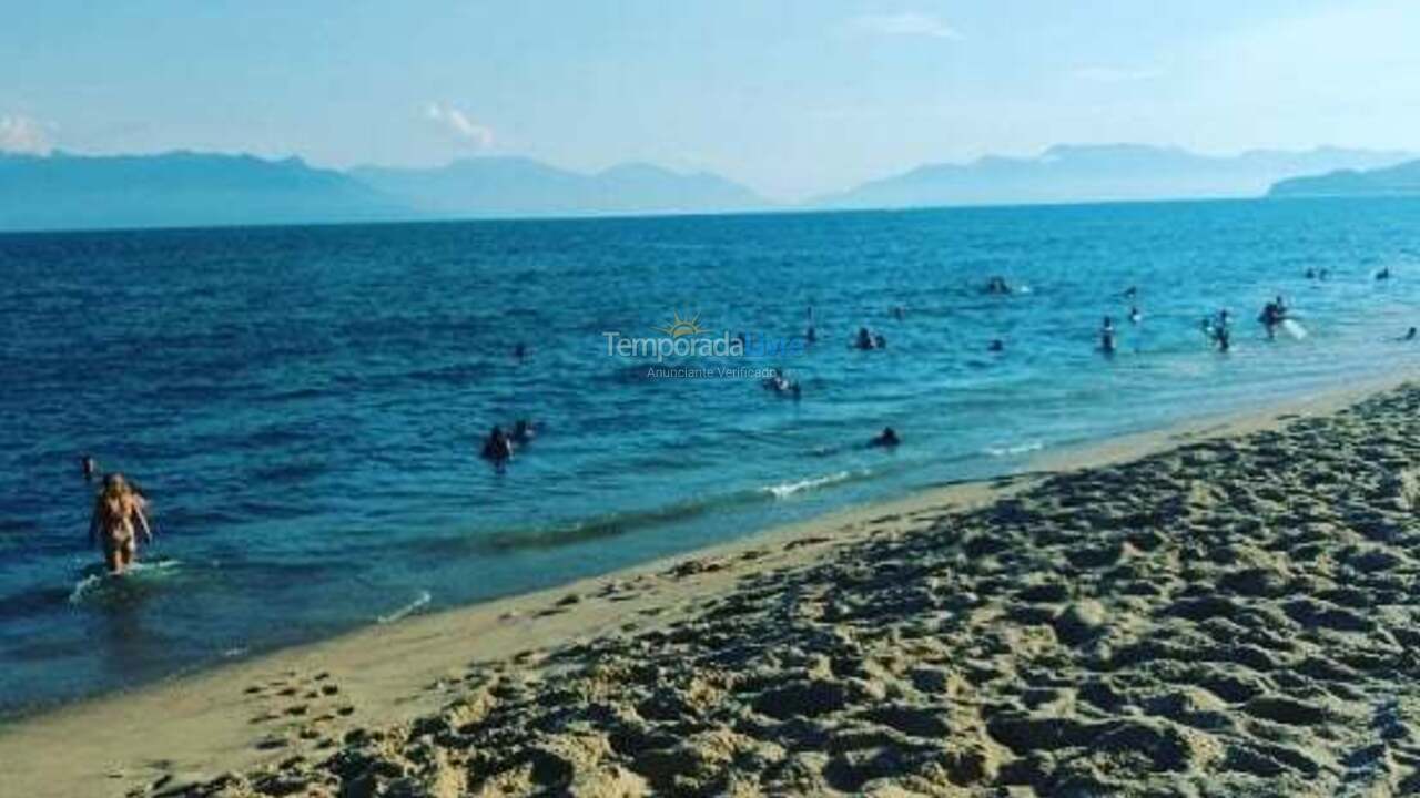 Casa para aluguel de temporada em Caraguatatuba (Massaguaçu)