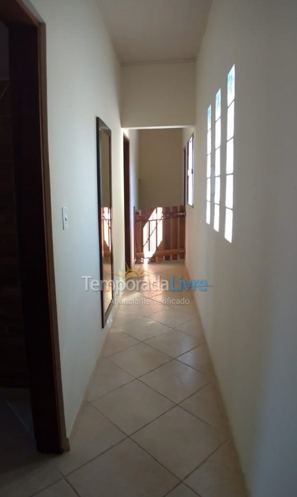 Casa para aluguel de temporada em Caraguatatuba (Massaguaçu)