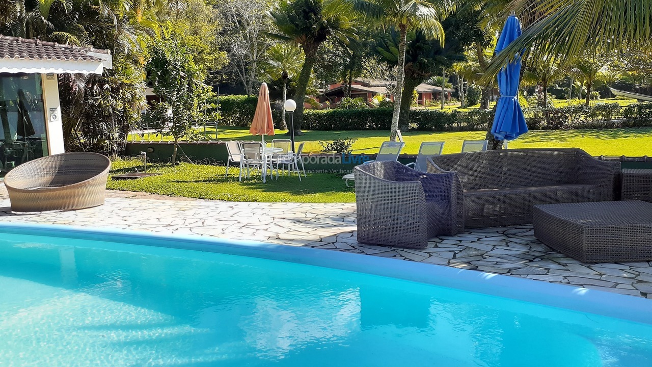 Casa para aluguel de temporada em Ubatuba (Praia da Fortaleza)
