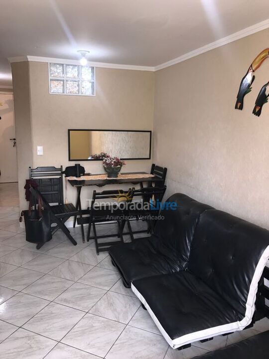 Apartamento para aluguel de temporada em Guarujá (Pitangueiras)