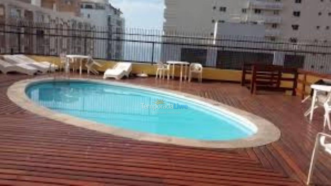 Apartamento para aluguel de temporada em Guarujá (Pitangueiras)