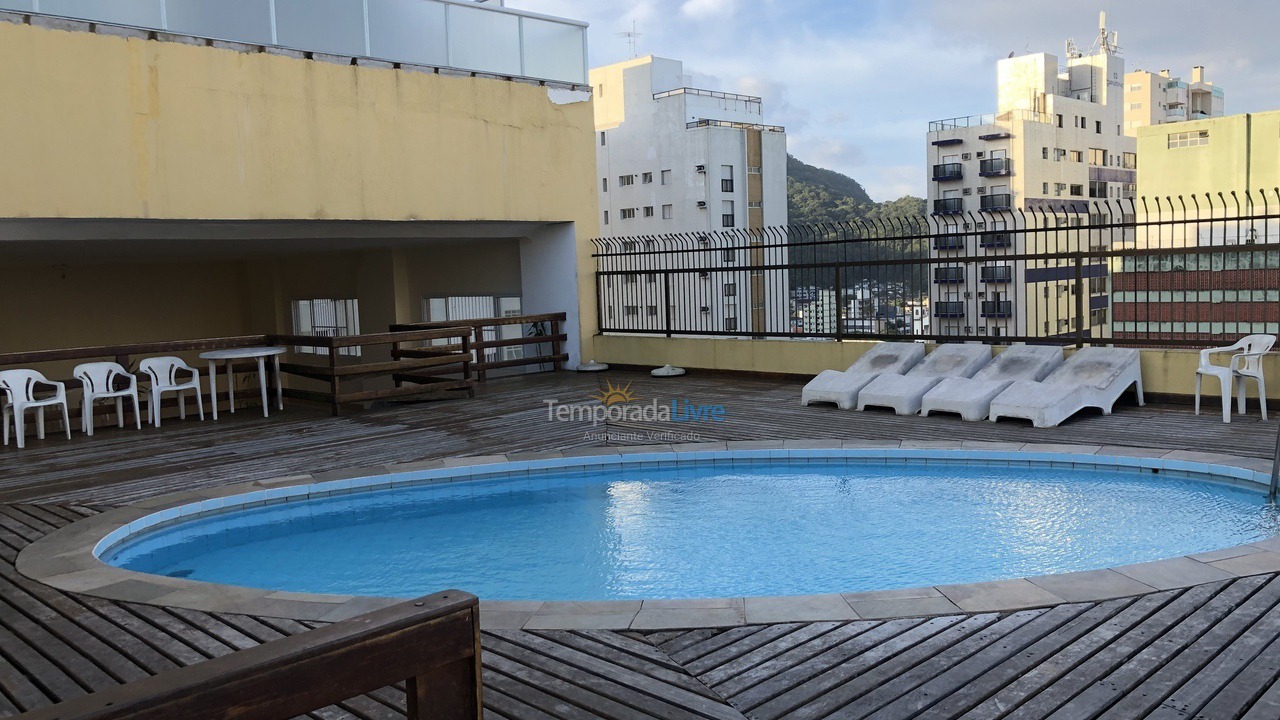 Apartamento para aluguel de temporada em Guarujá (Pitangueiras)