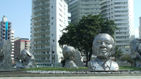 PRAÇA DAS CABEÇAS