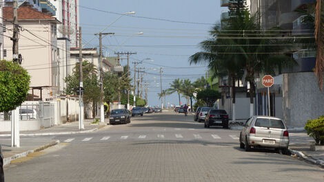 DISTANCIA DA PRAIA +OU- 200 MTS