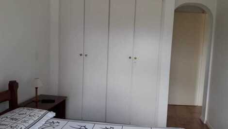 Riviera de São Lourenço apartamento 100m da praia com Wi-fi.