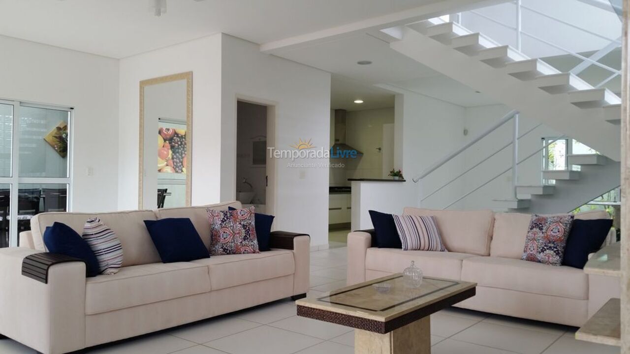 Casa para aluguel de temporada em Guarujá (Praia do Pernambuco)