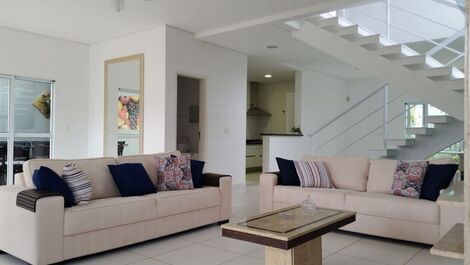 Casa Alto Padrão Praia do Pernambuco Ótima Opção p Passar a Quarentena