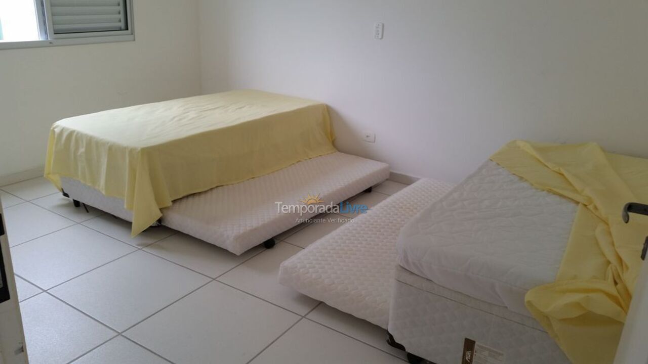 Casa para aluguel de temporada em Guarujá (Praia do Pernambuco)