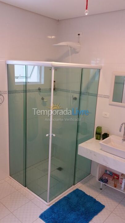 Casa para aluguel de temporada em Guarujá (Praia do Pernambuco)