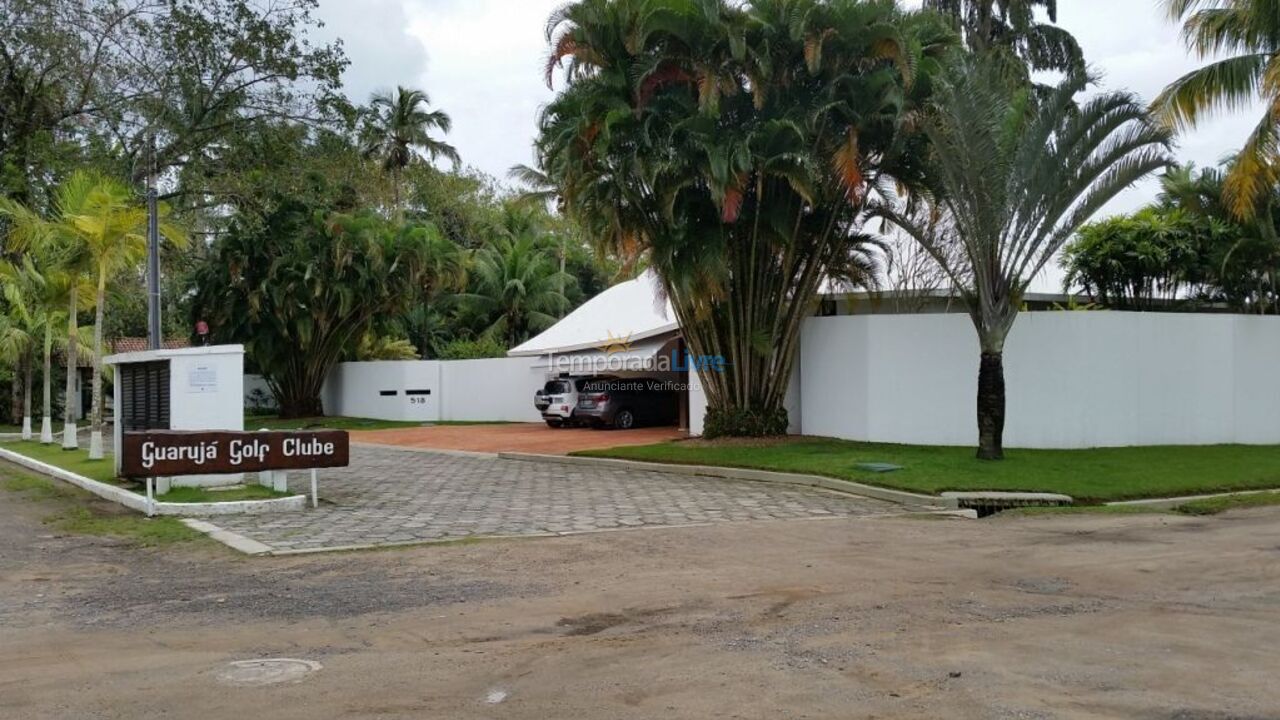 Casa para aluguel de temporada em Guarujá (Praia do Pernambuco)