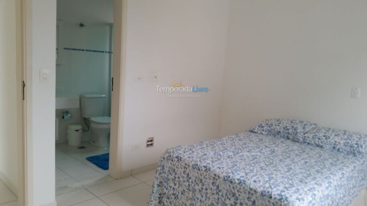 Casa para aluguel de temporada em Guarujá (Praia do Pernambuco)