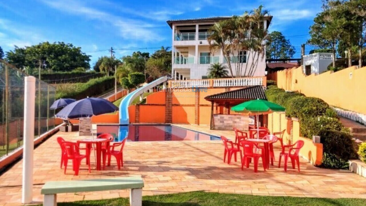 Chácara / sítio para aluguel de temporada em Mairinque (Condomínio Porta do Sol)