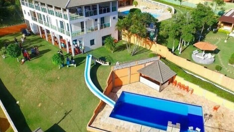 Chácara Grande com Toboágua em Mairinque