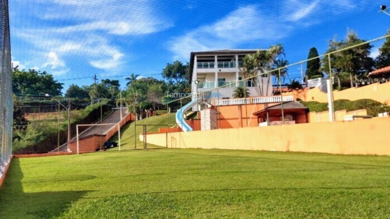 Chácara / sítio para aluguel de temporada em Mairinque (Condomínio Porta do Sol)