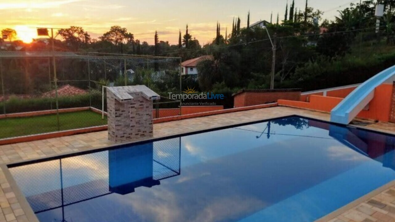 Chácara / sítio para aluguel de temporada em Mairinque (Condomínio Porta do Sol)