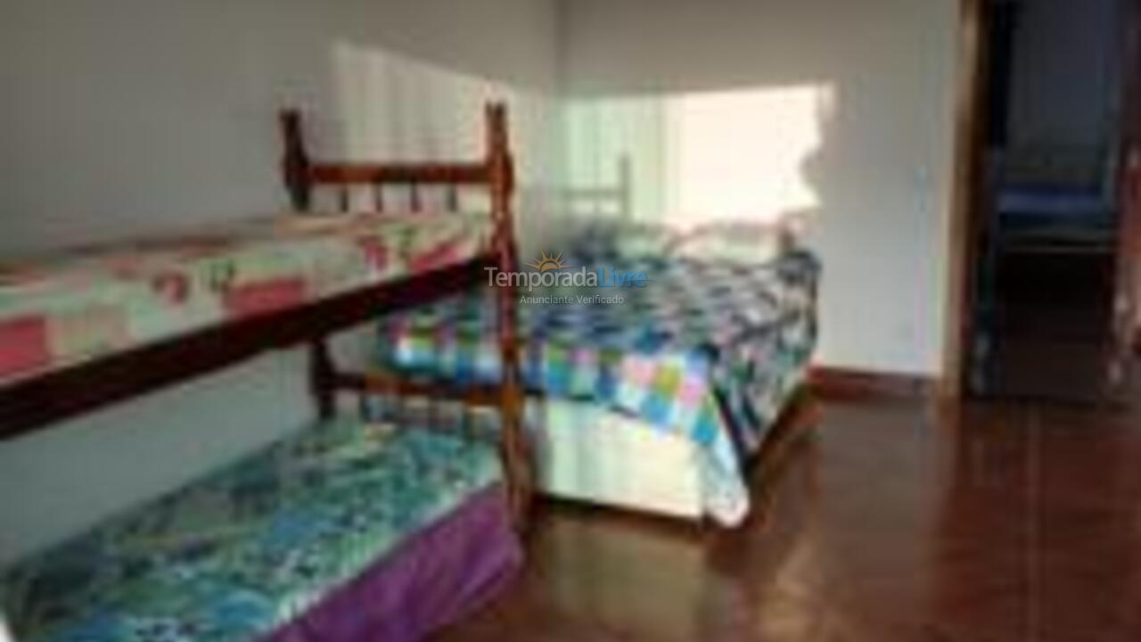 Chácara / sítio para aluguel de temporada em Mairinque (Condomínio Porta do Sol)