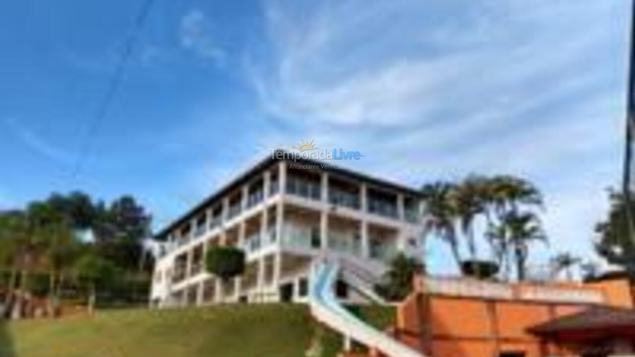 Chácara / sítio para aluguel de temporada em Mairinque (Condomínio Porta do Sol)