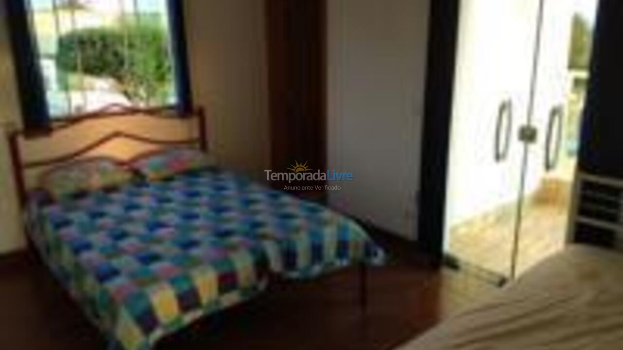 Chácara / sítio para aluguel de temporada em Mairinque (Condomínio Porta do Sol)