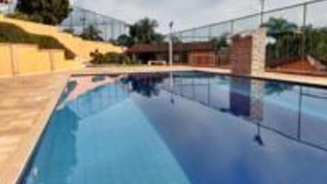 Chácara Grande com Toboágua em Mairinque