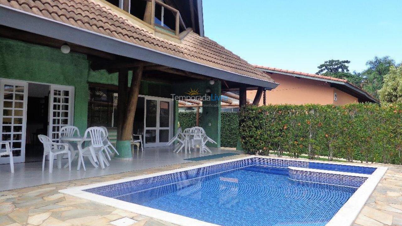 Casa para alquiler de vacaciones em Ubatuba (Condomínio Pedra Verde Domingas Dias)