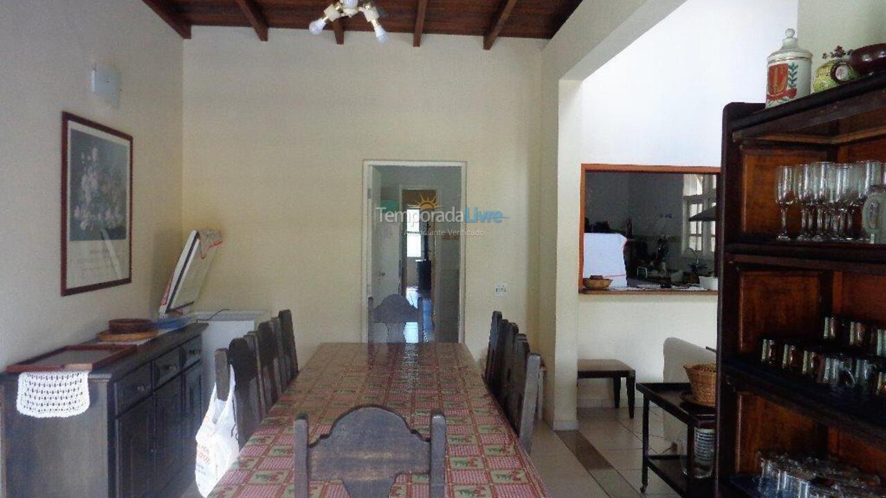 Casa para alquiler de vacaciones em Ubatuba (Condomínio Pedra Verde Domingas Dias)