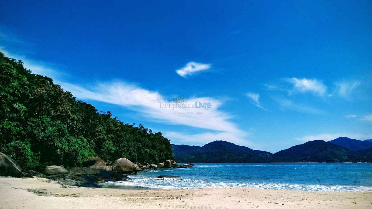 Casa para alquiler de vacaciones em Ubatuba (Condomínio Pedra Verde Domingas Dias)