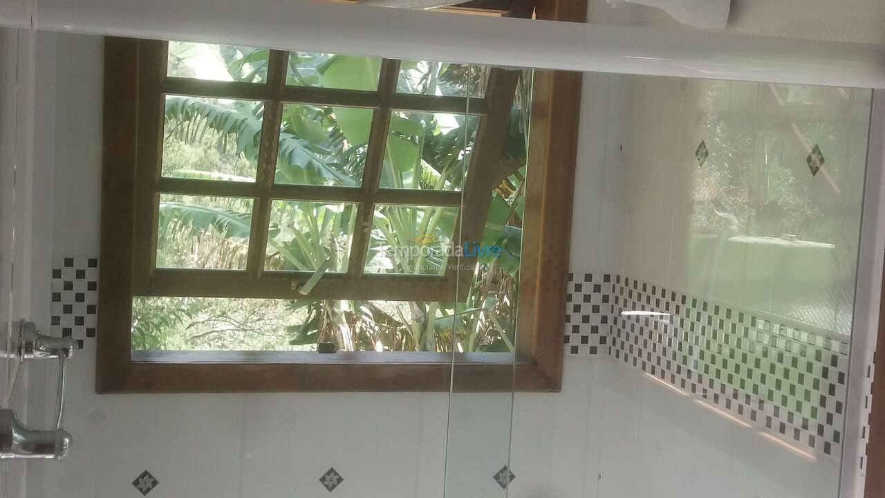 Casa para alquiler de vacaciones em Sao Bento do Sapucai (Paiol Grande Toldi)