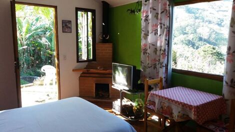 Chale suit with a beautiful view to Pedra do Bau