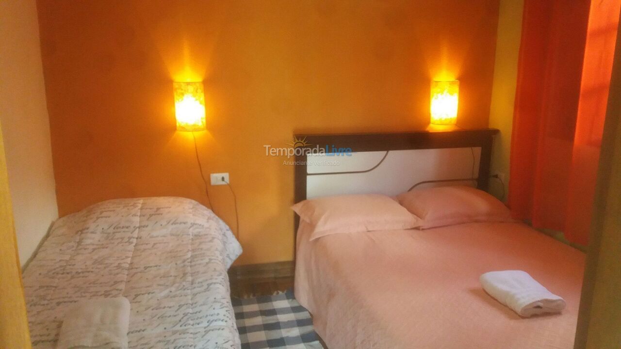 Casa para alquiler de vacaciones em Sao Bento do Sapucai (Paiol Grande Toldi)