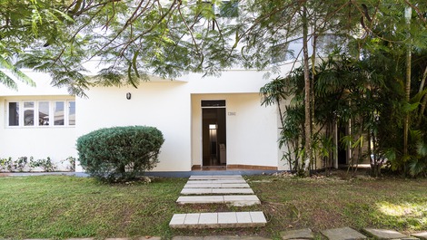 Mansão das Lagostas: 10 quartos à 2 min da Praia!