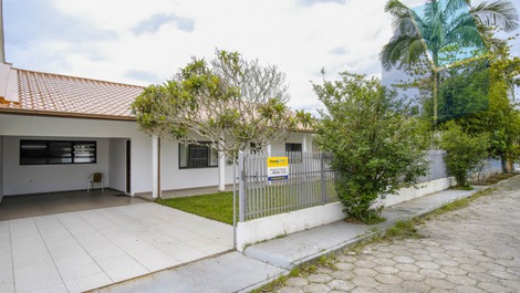House for rent in Florianópolis - Cachoeira do Bom Jesus
