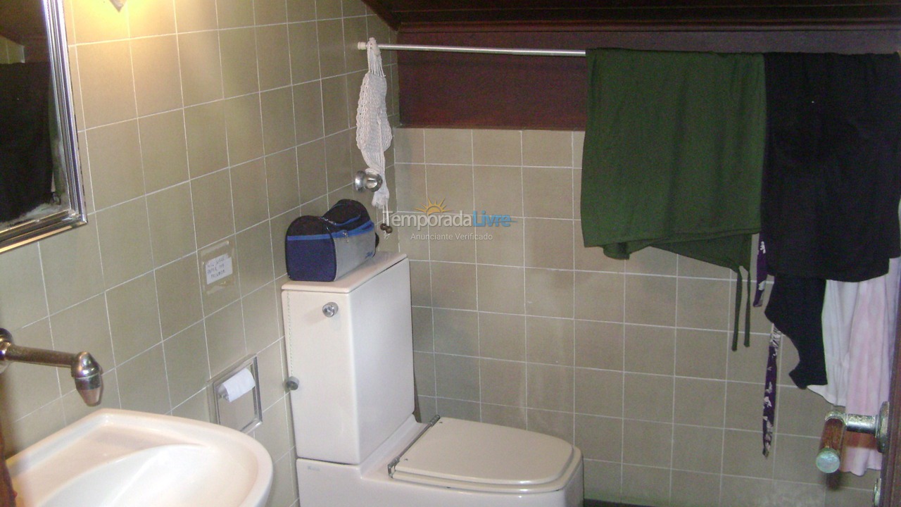 Casa para aluguel de temporada em Ubatuba (Praia das Toninhas)