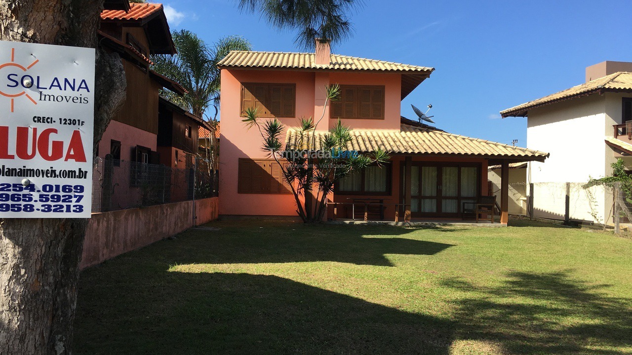 Casa para alquiler de vacaciones em Garopaba (Praia da Ferrugem)