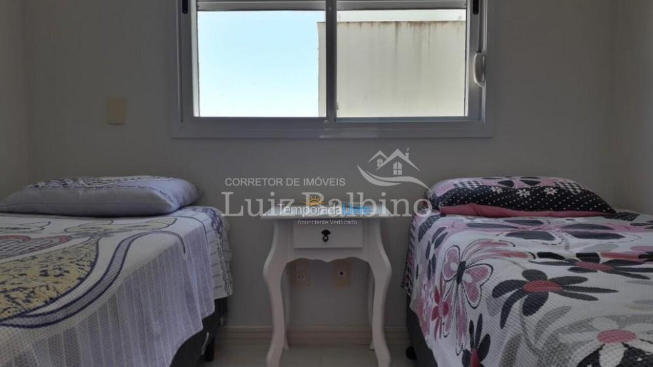 Apartamento para aluguel de temporada em Florianópolis (Cachoeira do Bom Jesus)
