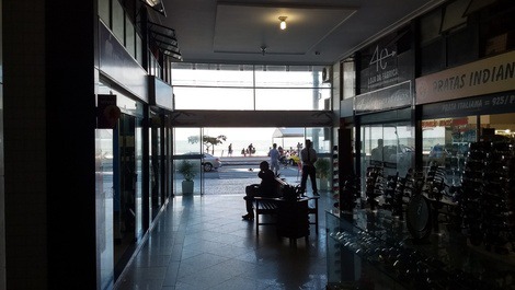 Ap de 3 dormitorios, 2 baños, vista parcial al mar, C / Wi-fi, C / Garaje