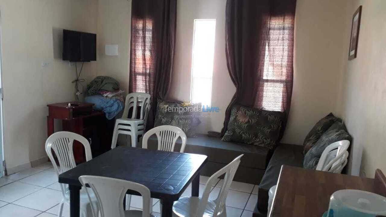 Casa para aluguel de temporada em Ubatuba (Maranduba)