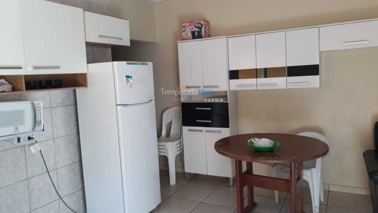 Casa para aluguel de temporada em Ubatuba (Maranduba)